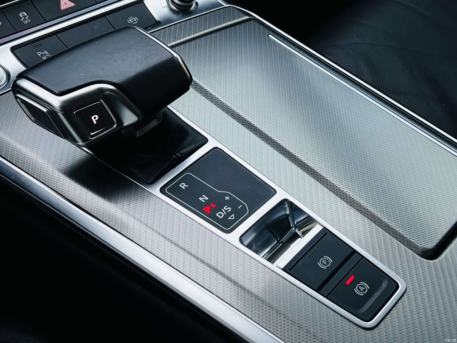 Audi A6L, 2020 19