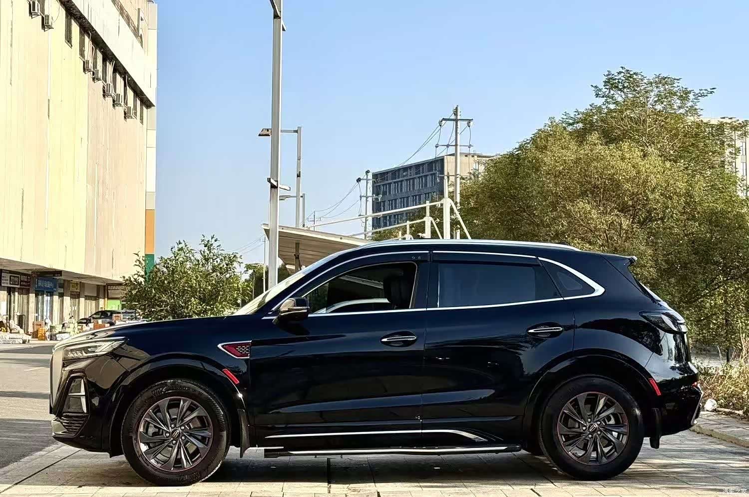 Hongqi HS5, 2024 3