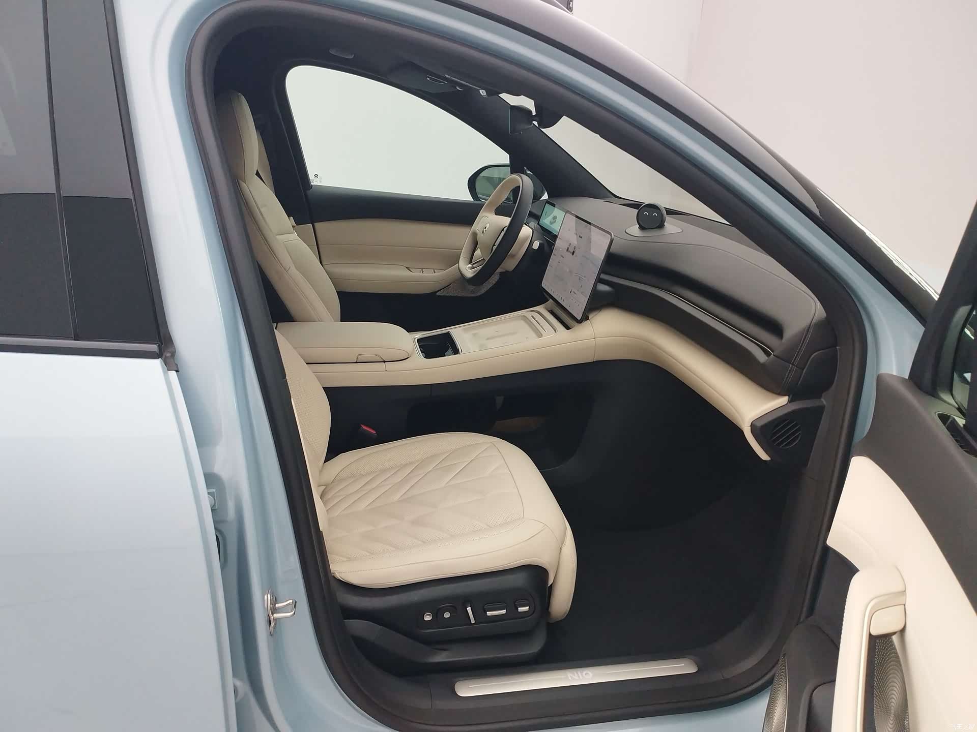 NIO ES6, 2025 17