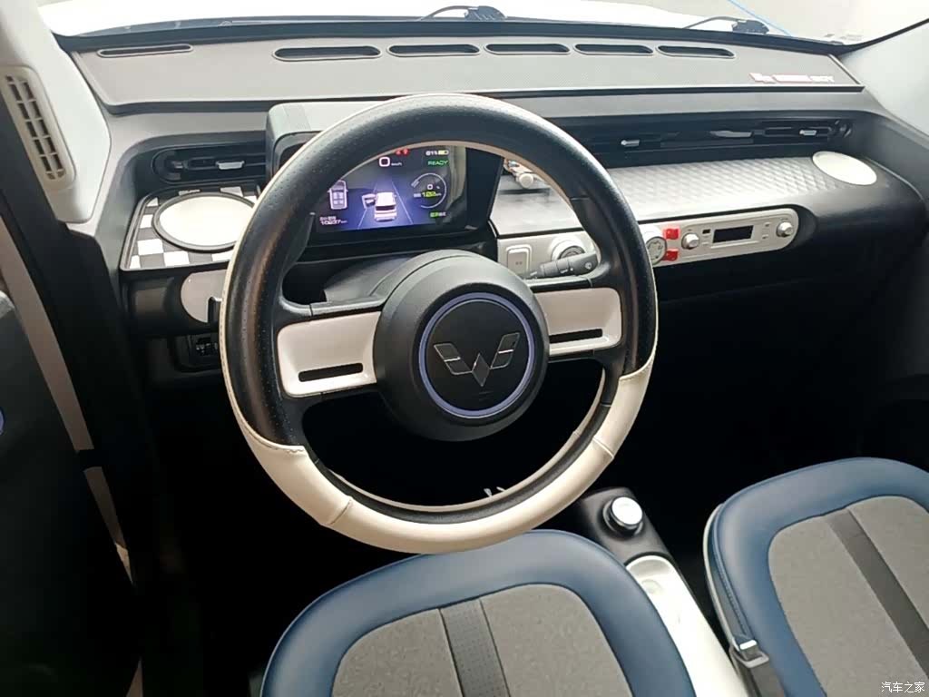 Wuling MINIEV, 2023 11