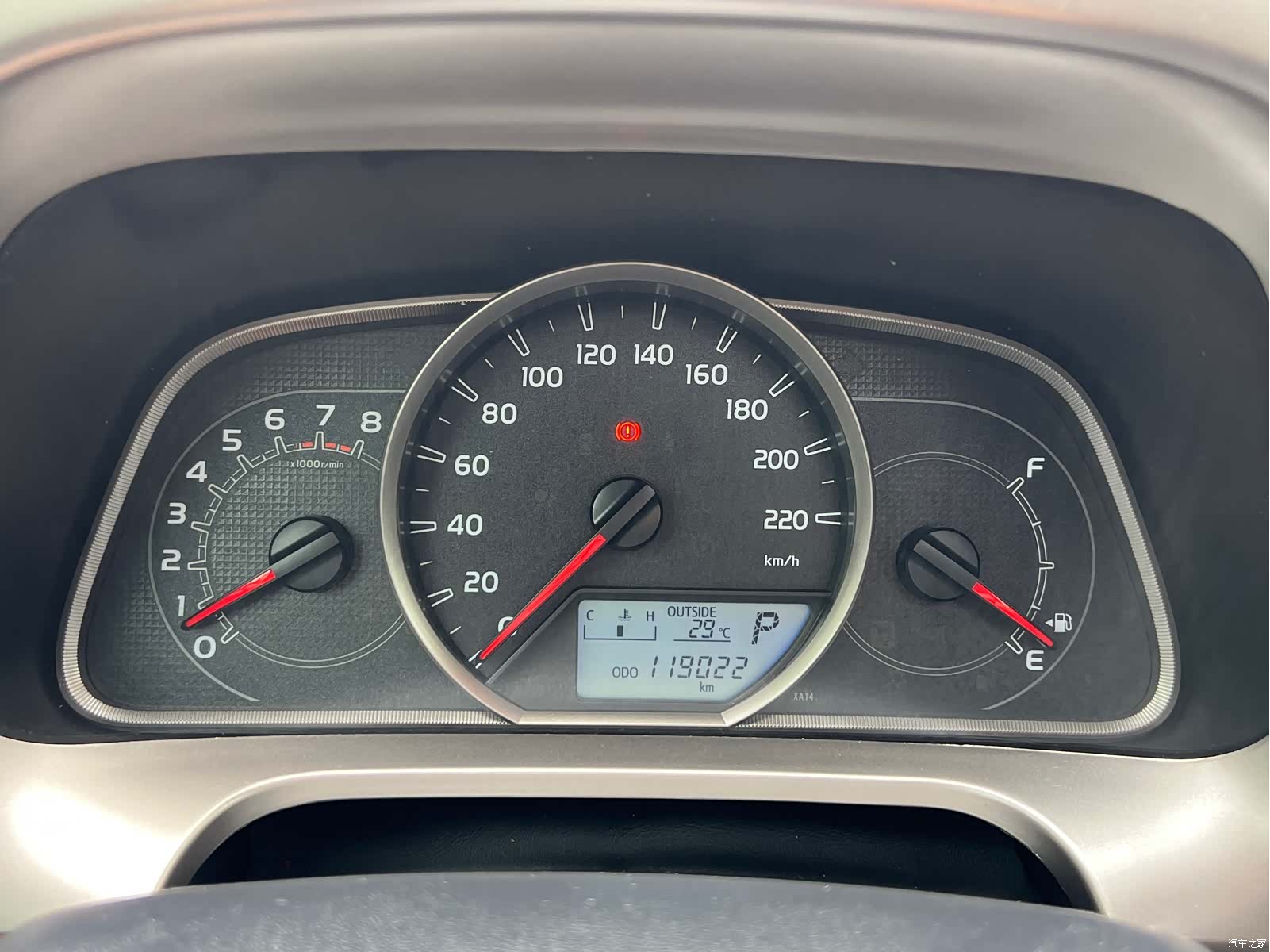 Toyota RAV4, 2016 11