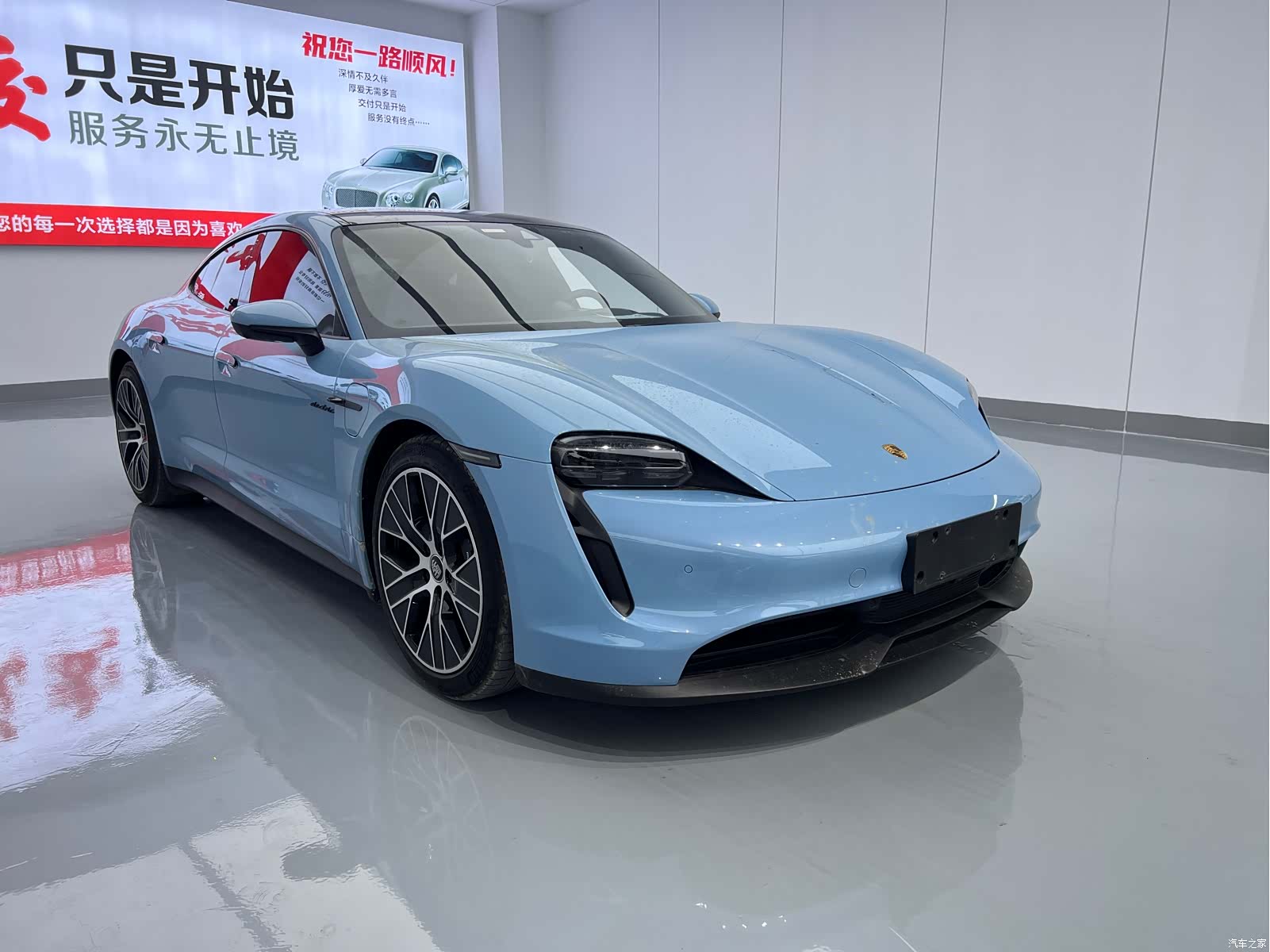 Porsche Taycan, 2020 3