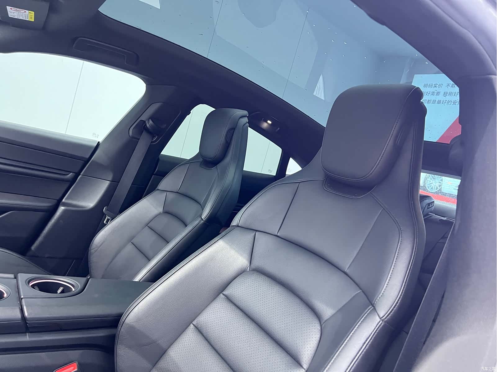 Porsche Taycan, 2020 9