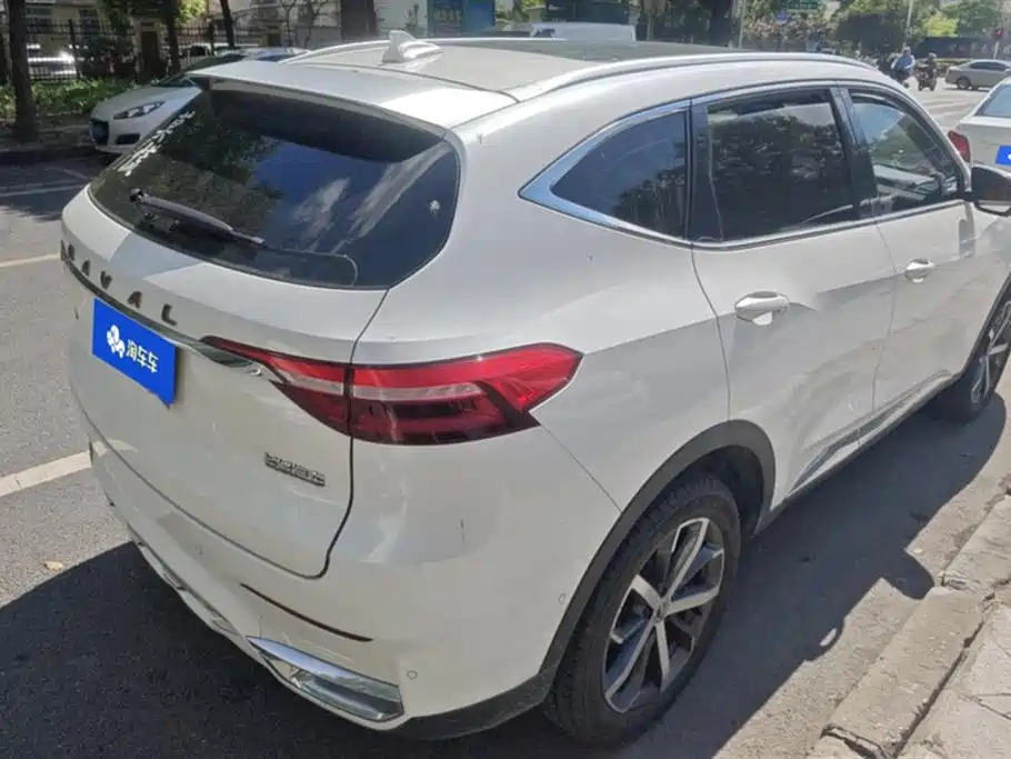 Haval F7