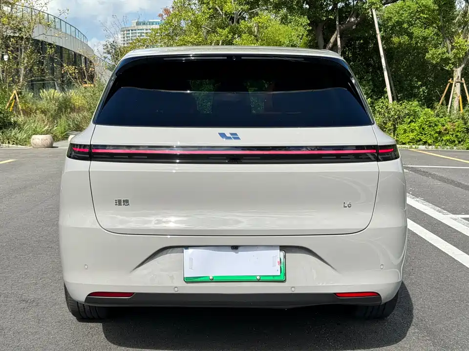 Li Auto Ideal L6