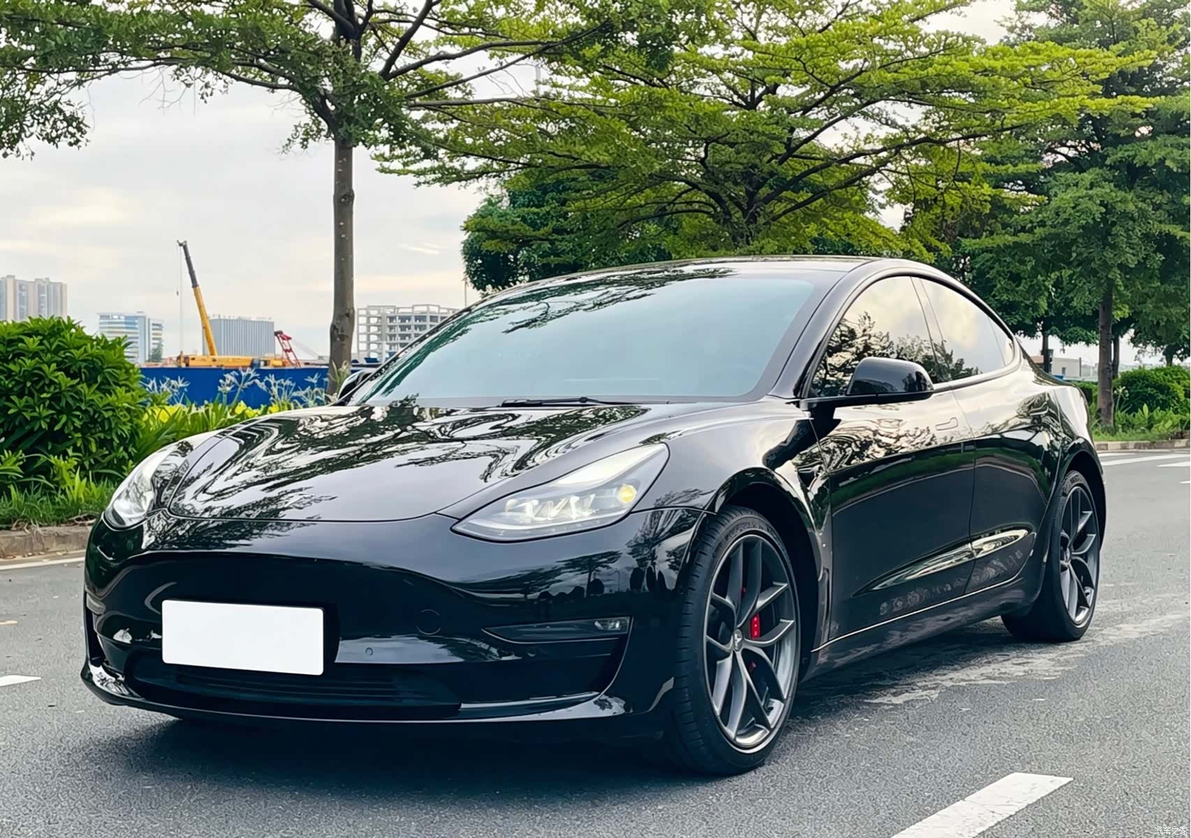 Tesla Model 3, 2021 1