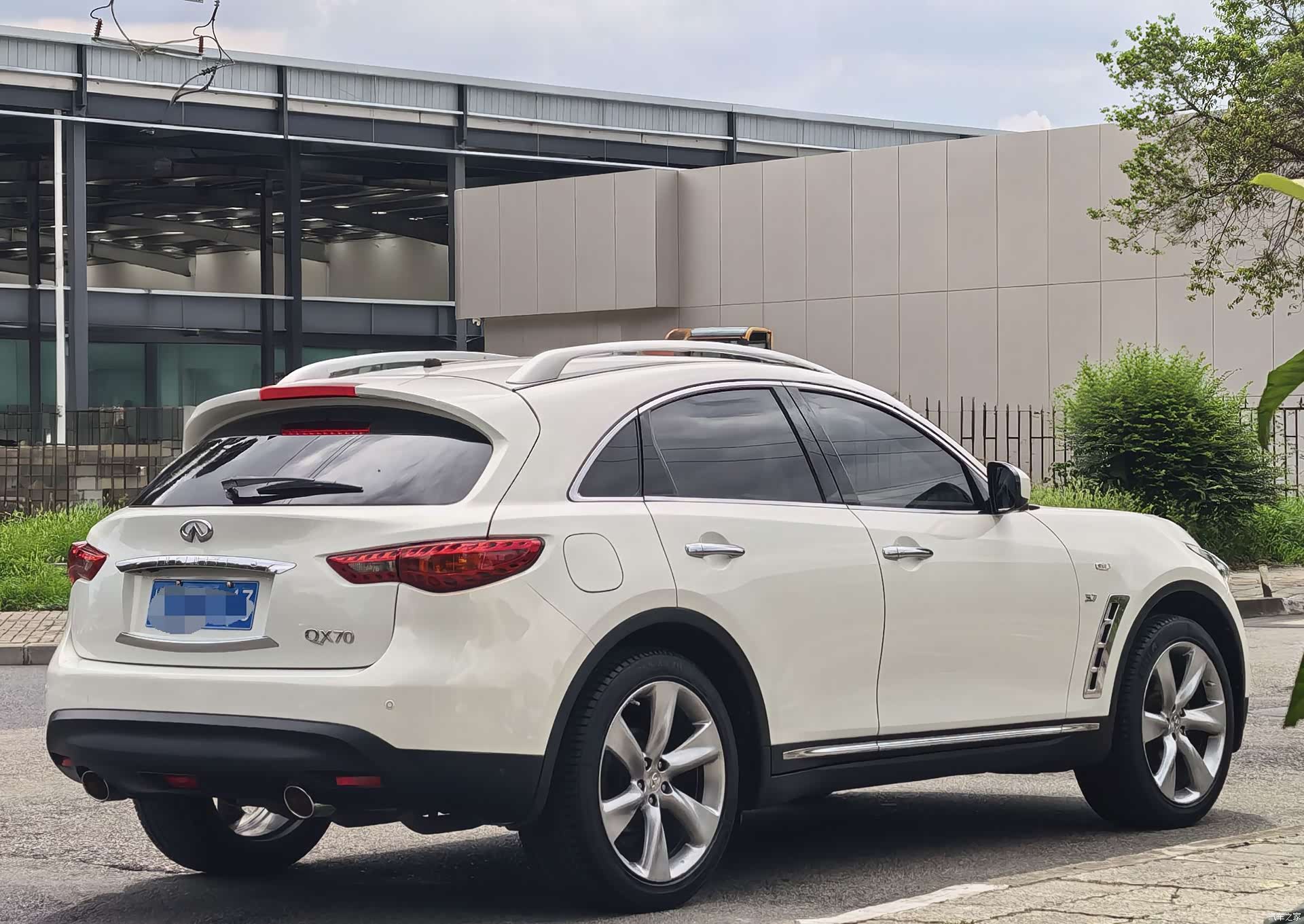 Infiniti QX70, 2016 6