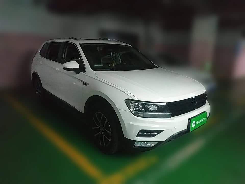 Volkswagen Tiguan L