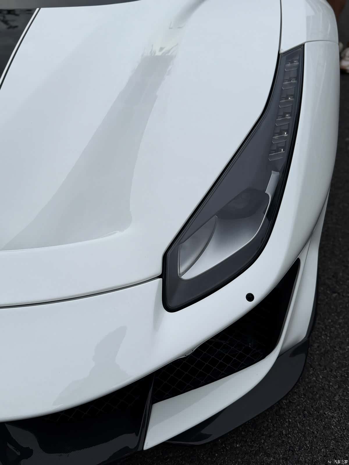 Ferrari 488, 2016 10