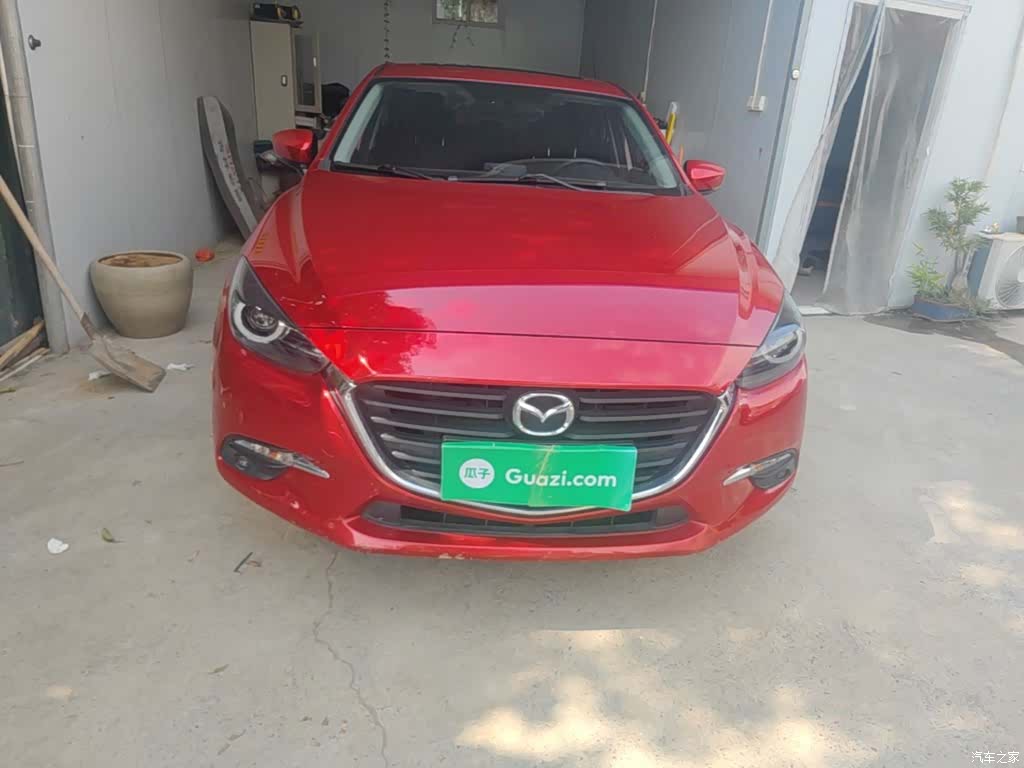 Mazda Mazda3, 2019 3
