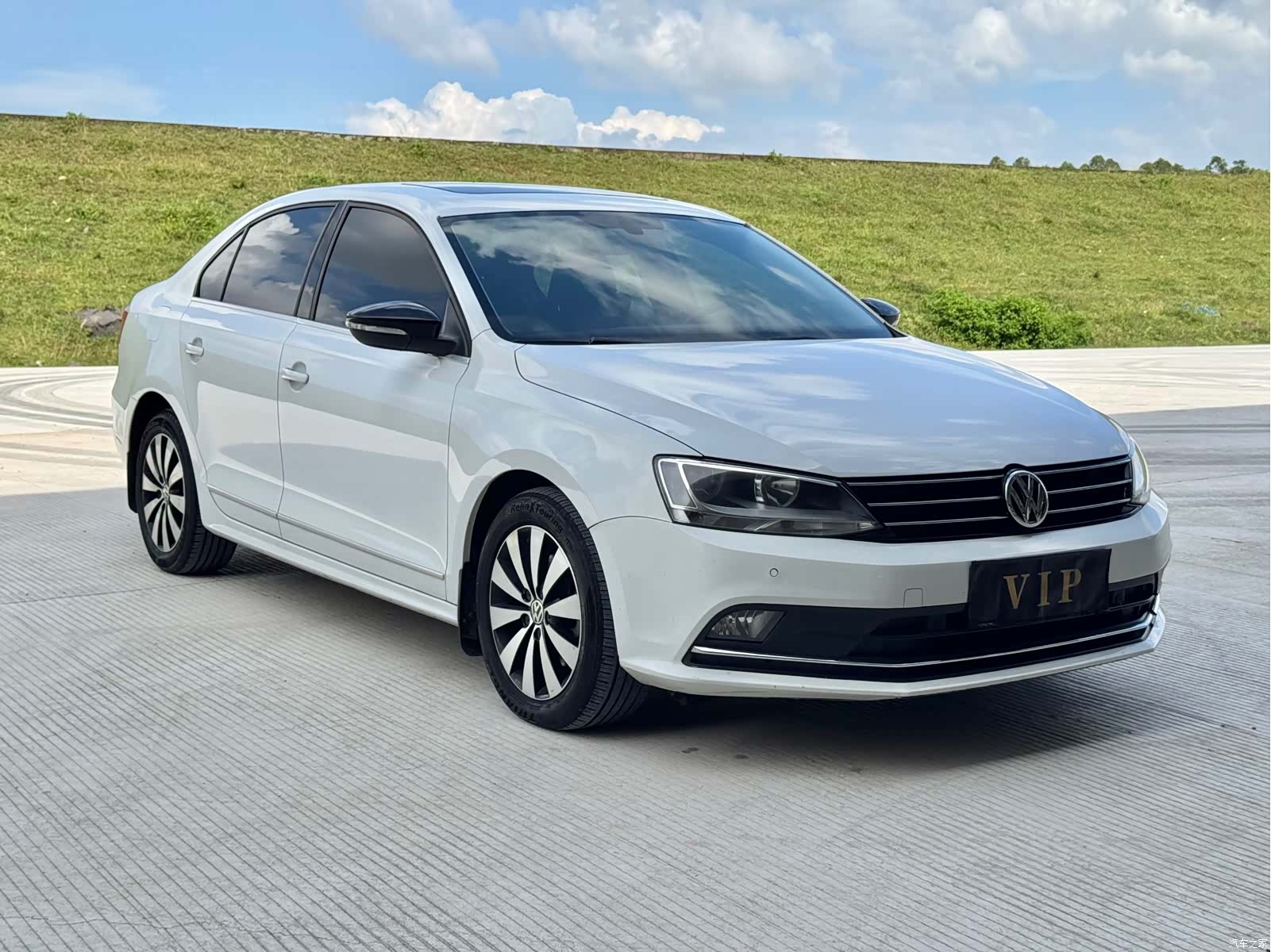 Volkswagen Sagitar, 2018 3