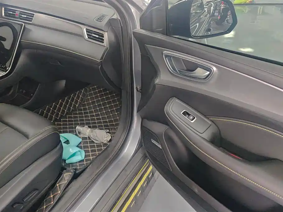 Roewe RX5 Roewe RX5