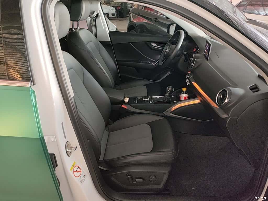 Audi Q2L, 2020 25