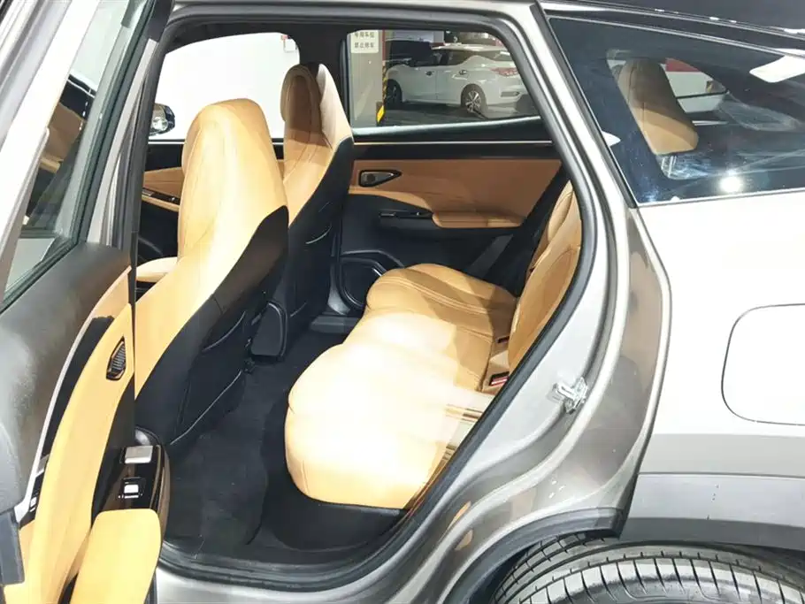 Geely Galaxy Galaxy L7