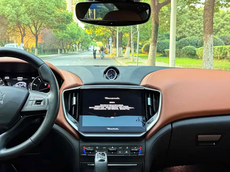 Maserati Ghibli