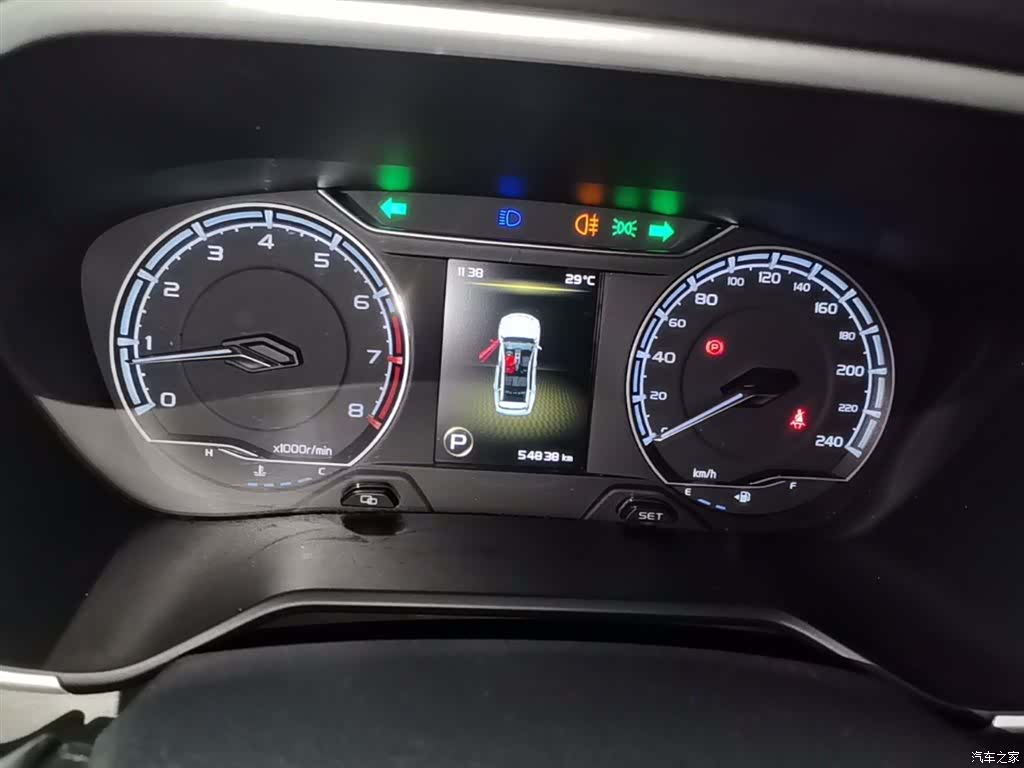 Geely X6, 2020 12