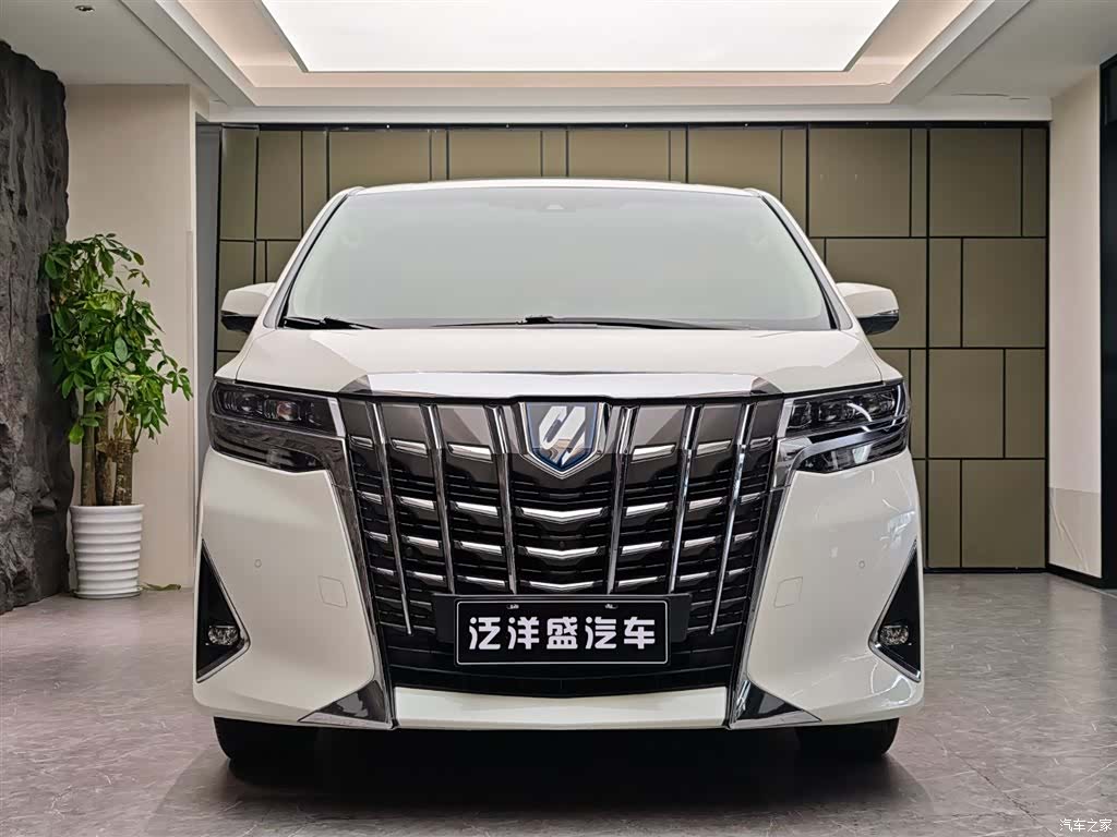 Toyota Alphard, 2022 2