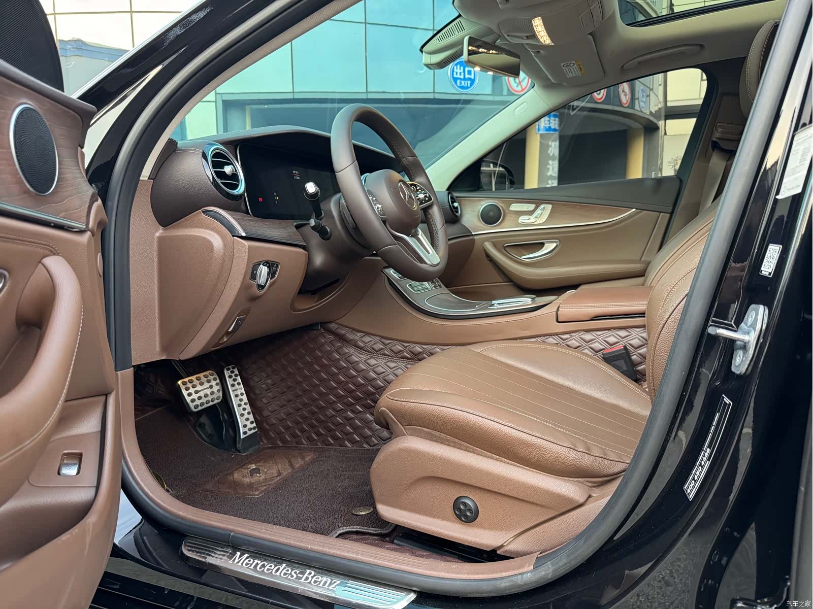 Mercedes-Benz E-Class, 2019 9