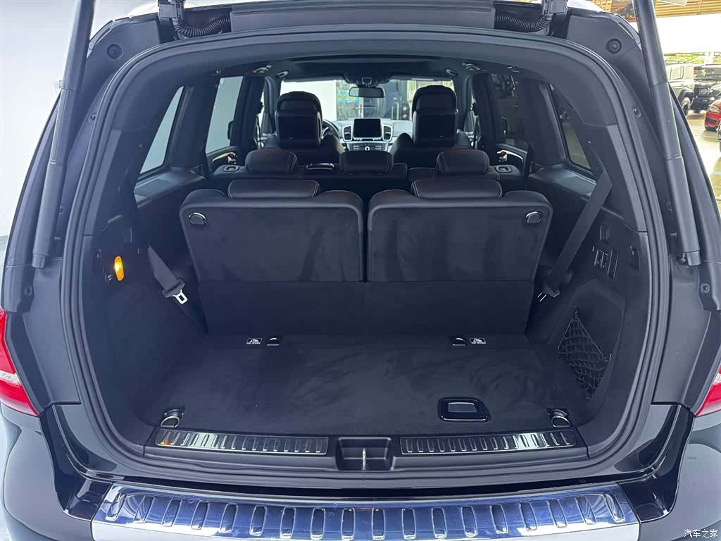 Mercedes-Benz GLS, 2019 9