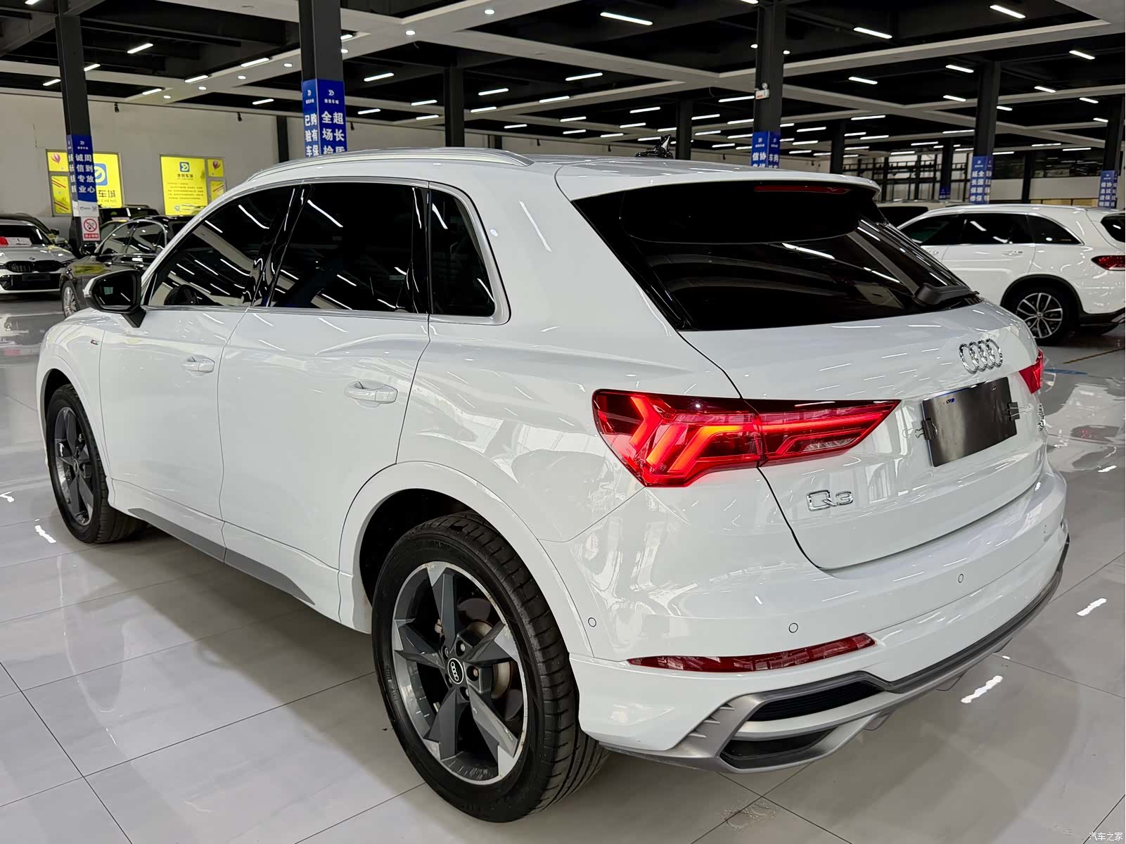 Audi Q3, 2022 9