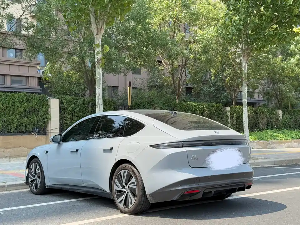 NIO ET5 NIO ET5