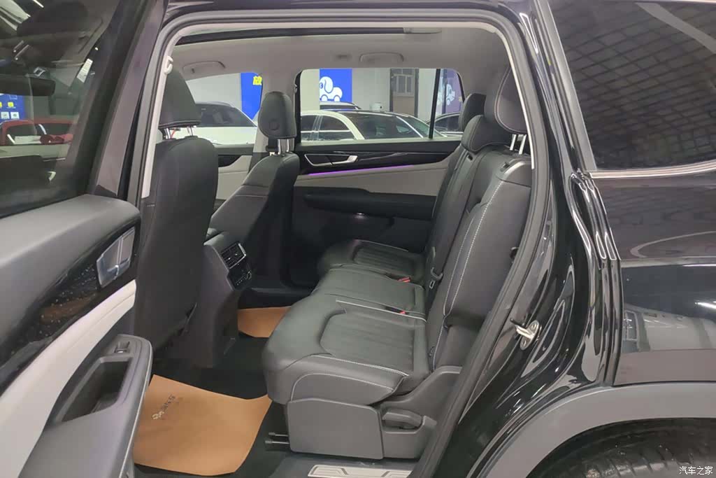 Volkswagen Teramont, 2021 11