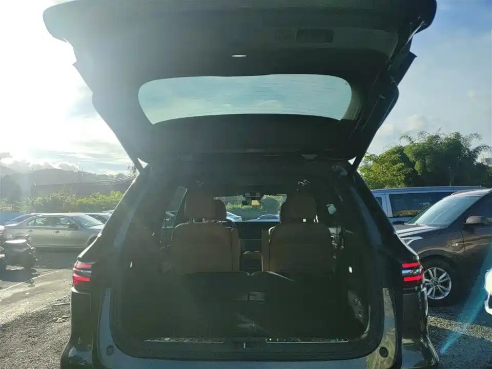 Li Auto Ideal ONE