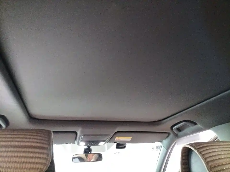 Honda UR-V Honda UR-V