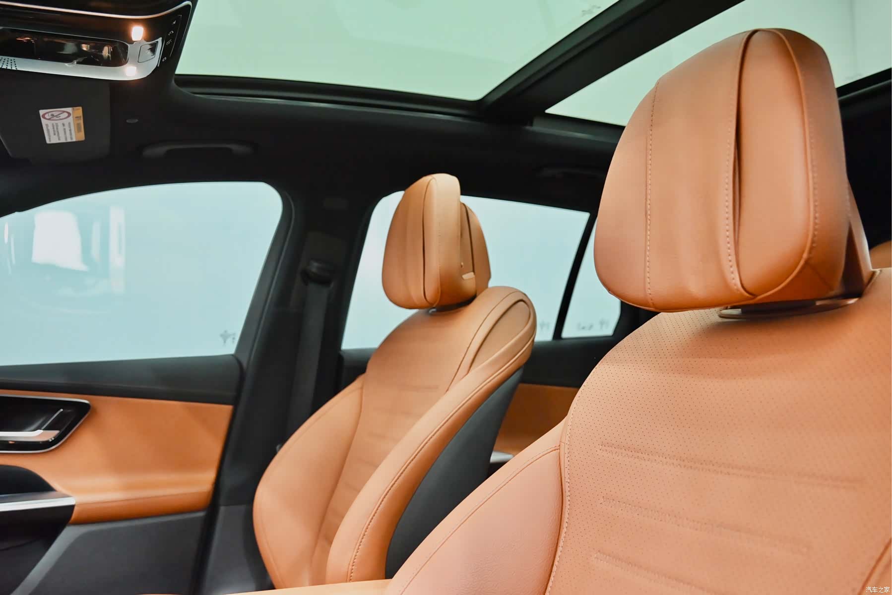 Mercedes-Benz GLC, 2024 14