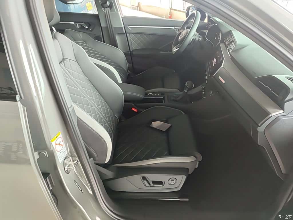Audi Q3, 2025 25