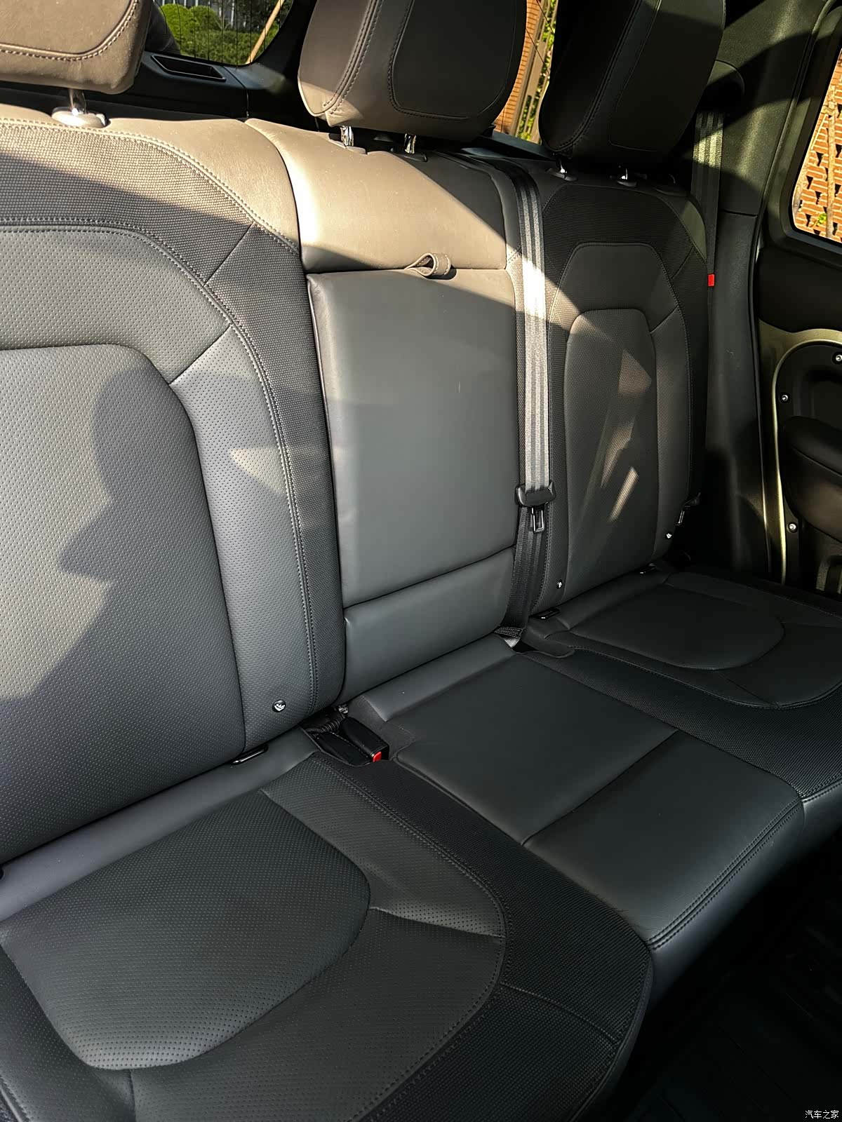 Land Rover Defender, 2022 26