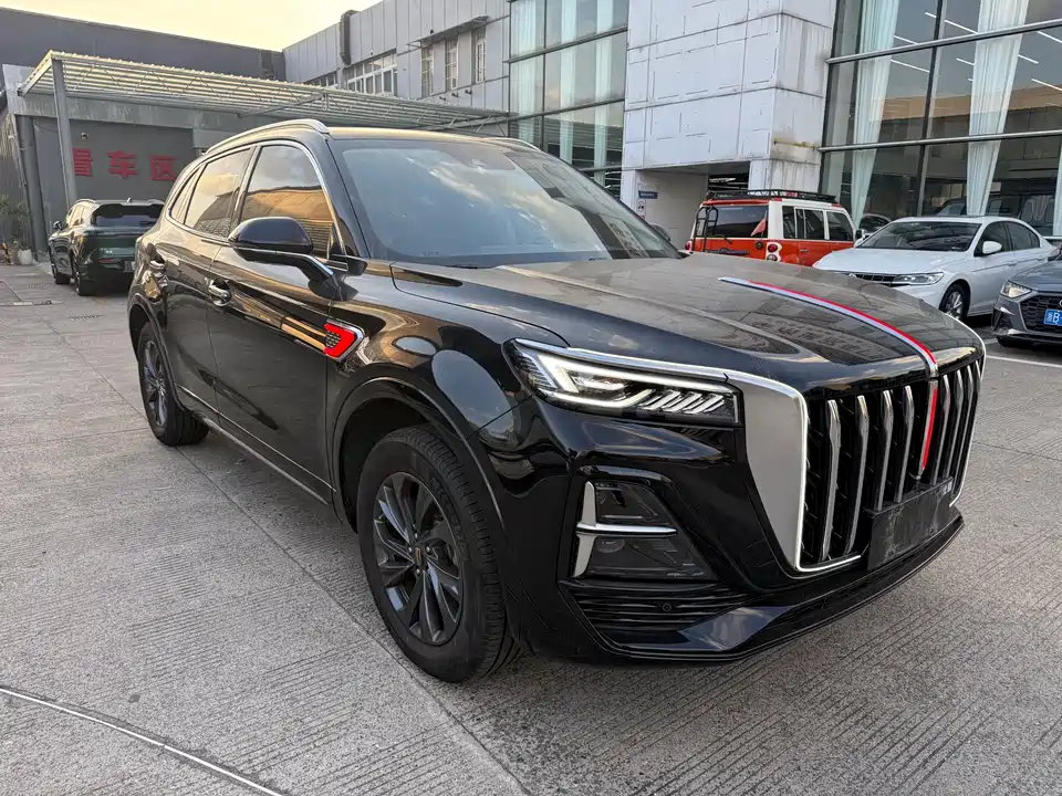 Hongqi HS5