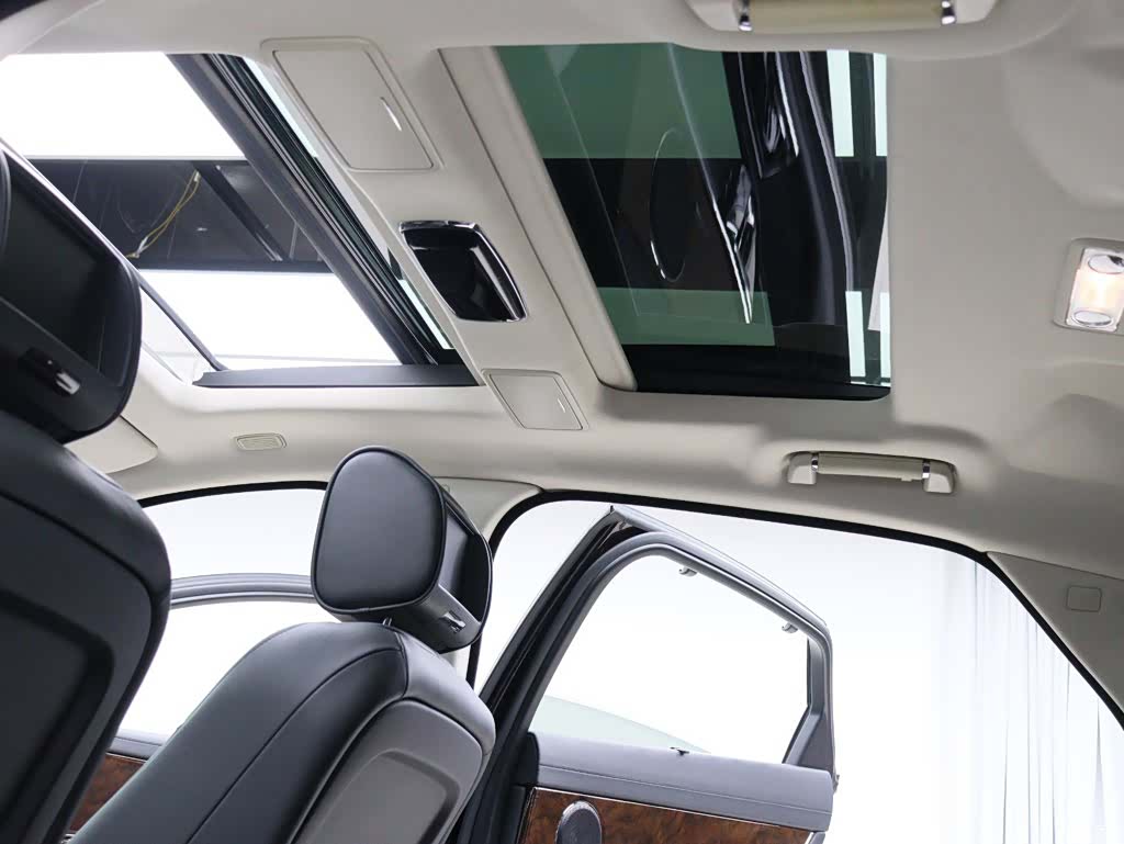 Jaguar XJ, 2014 8