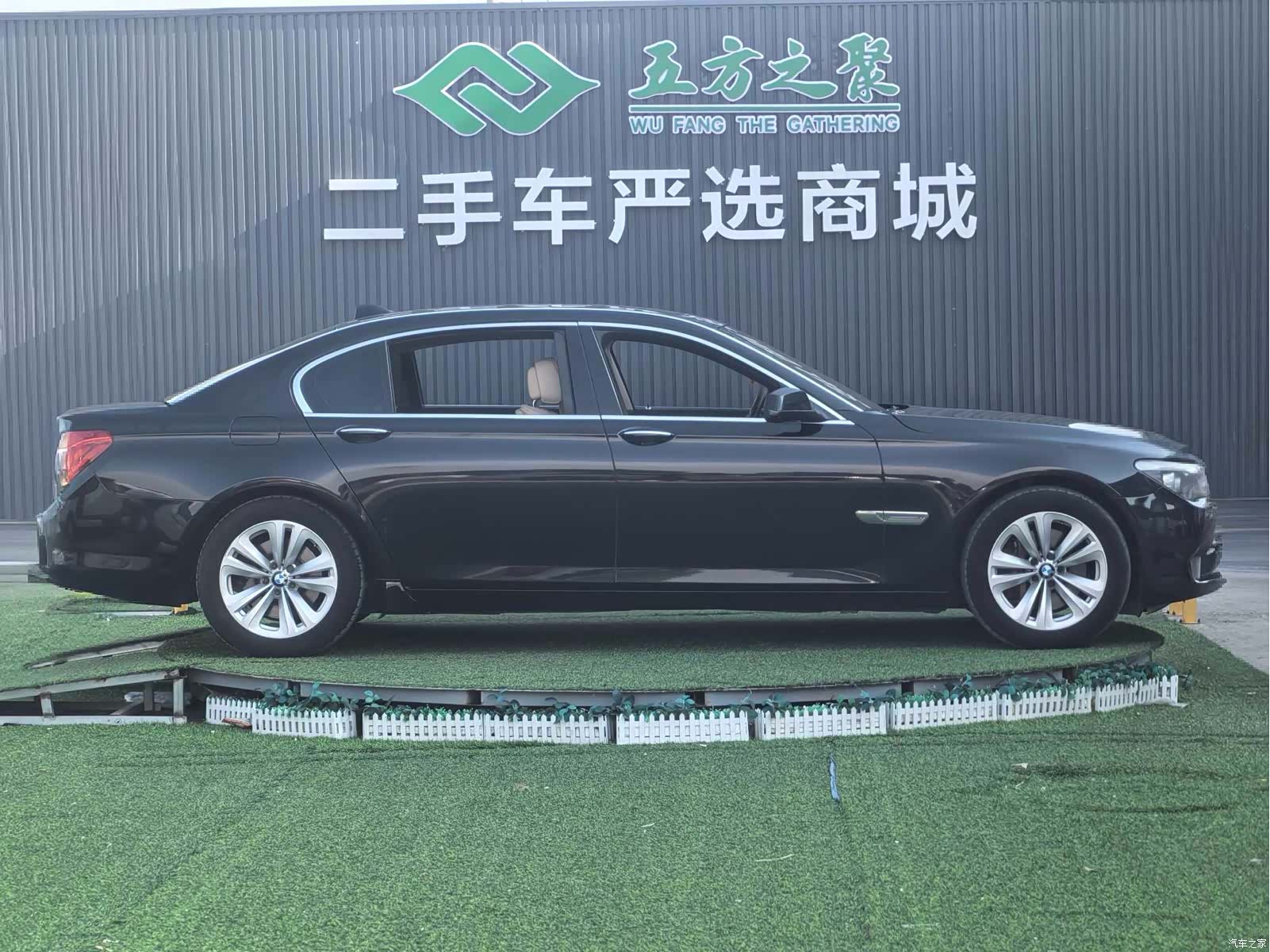 BMW 7 Series, 2011 все фото