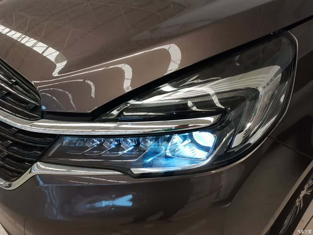 Buick GL8, 2021 24