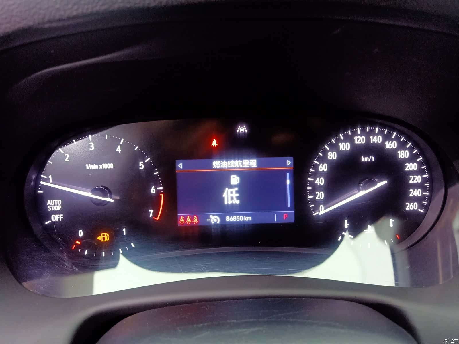 Buick Enclave, 2021 10