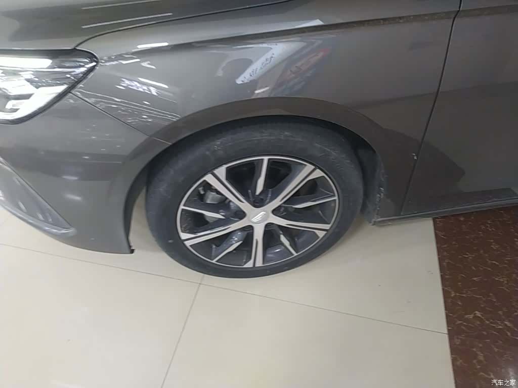 Geely Emgrand, 2023 23