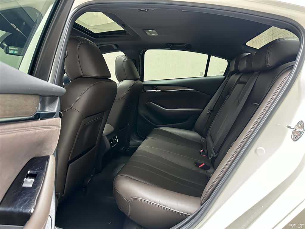Mazda Atenza, 2020 10