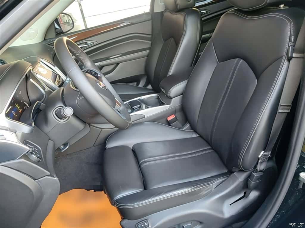 Cadillac SRX, 2015 15