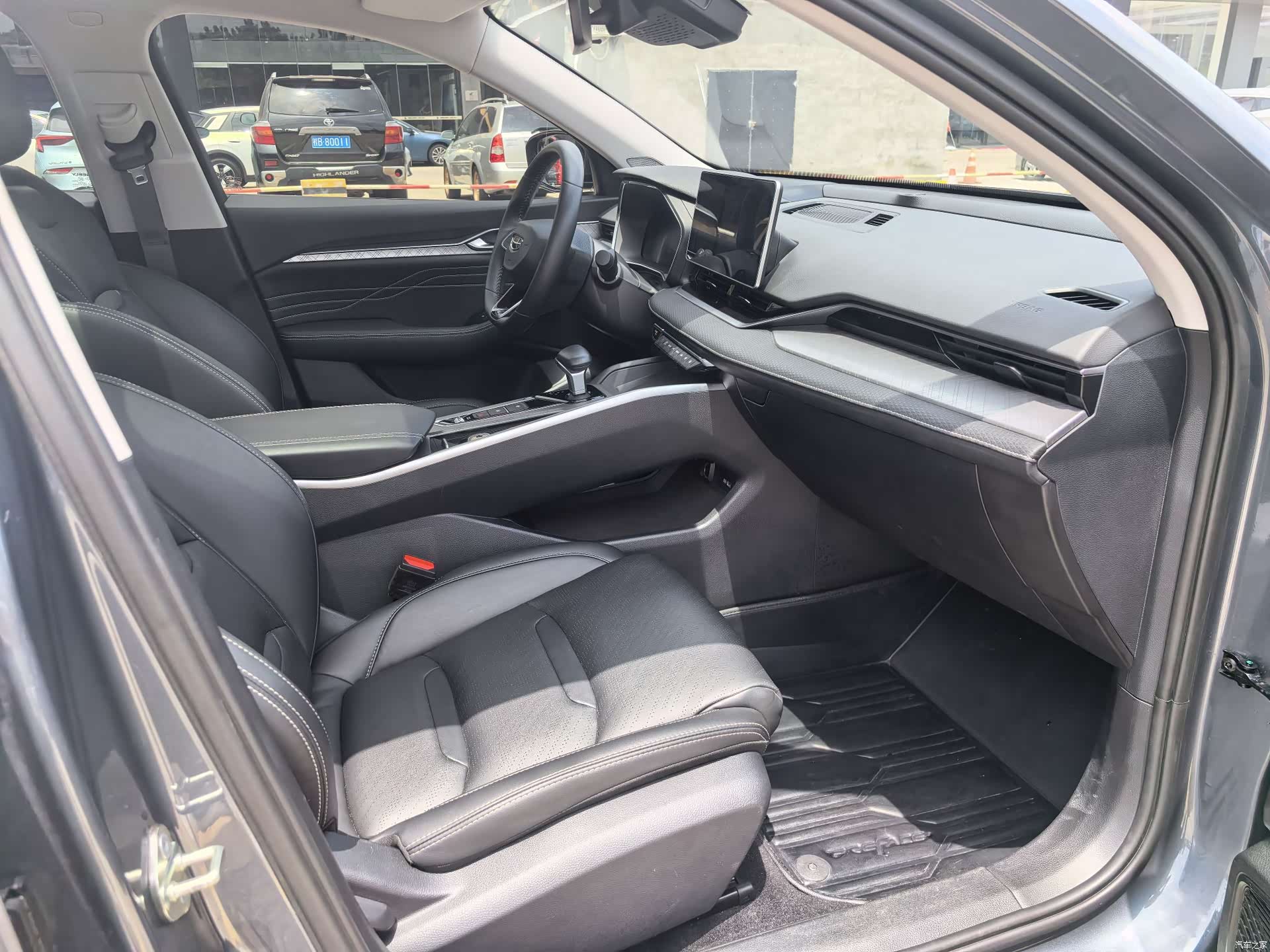 Geely Preface, 2022 15