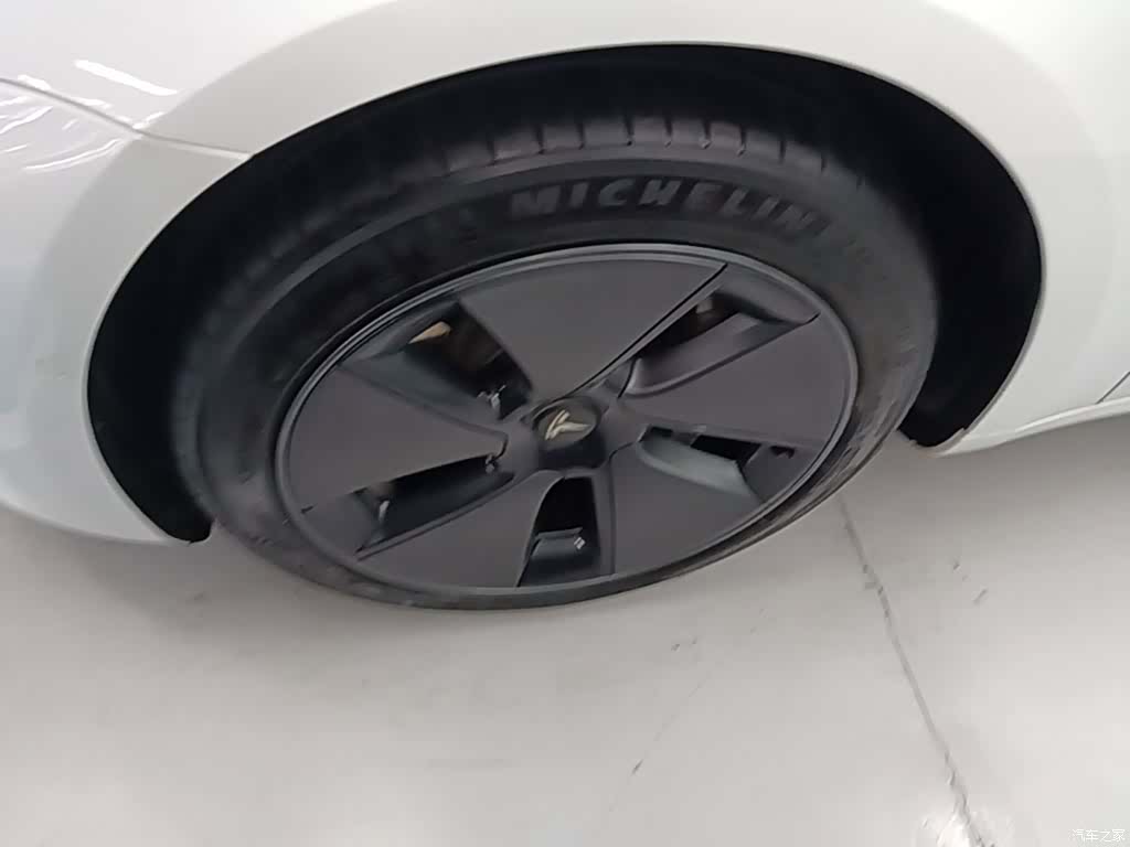 Tesla Model 3, 2022 23