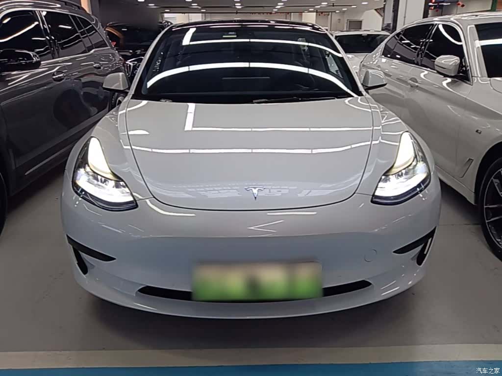 Tesla Model 3, 2022 3