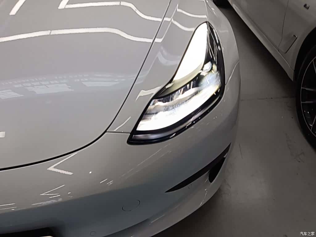 Tesla Model 3, 2022 24