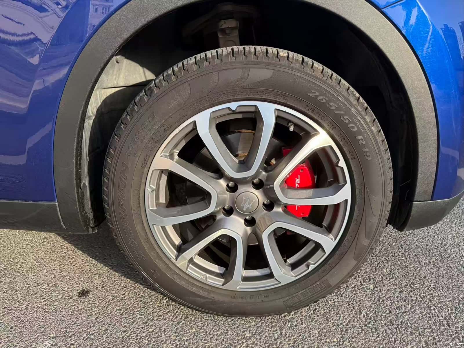 Maserati Levante, 2018 все фото