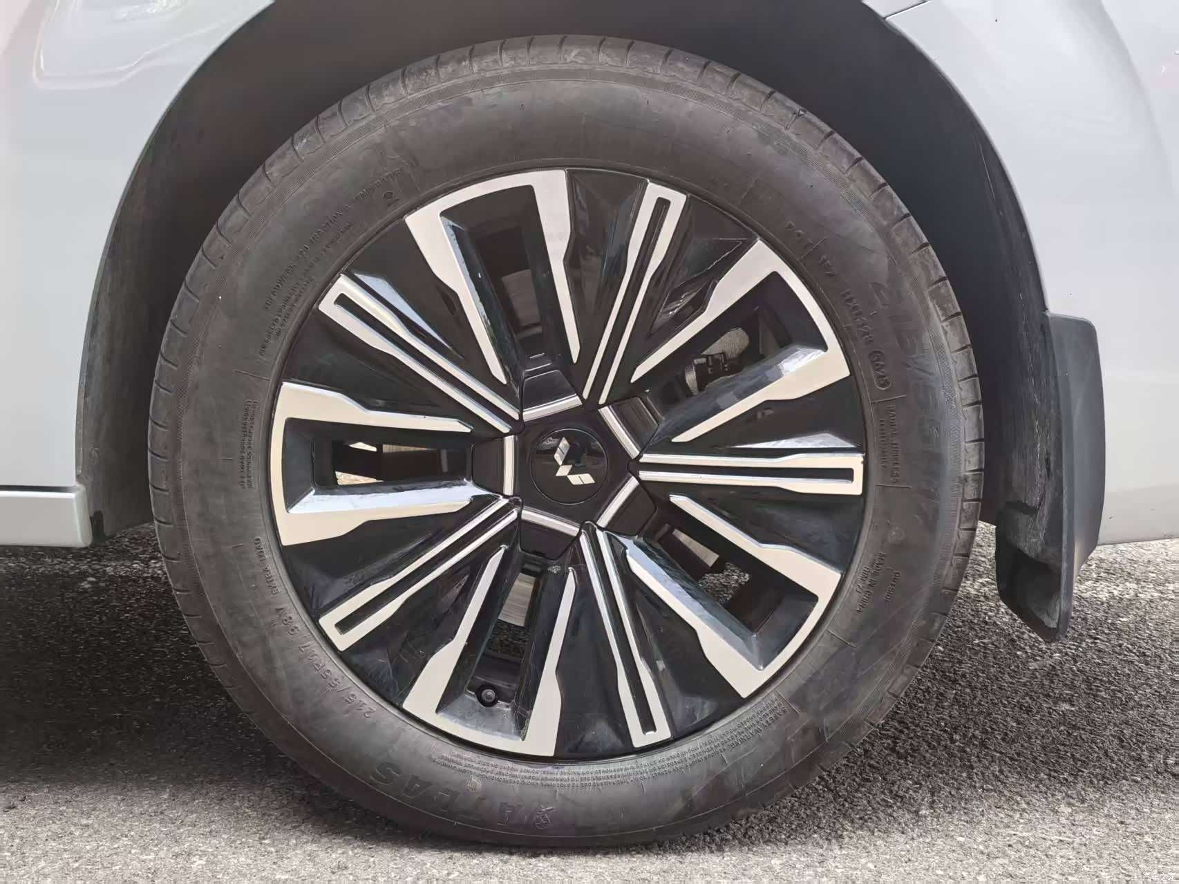 Wuling 730, 2025 15