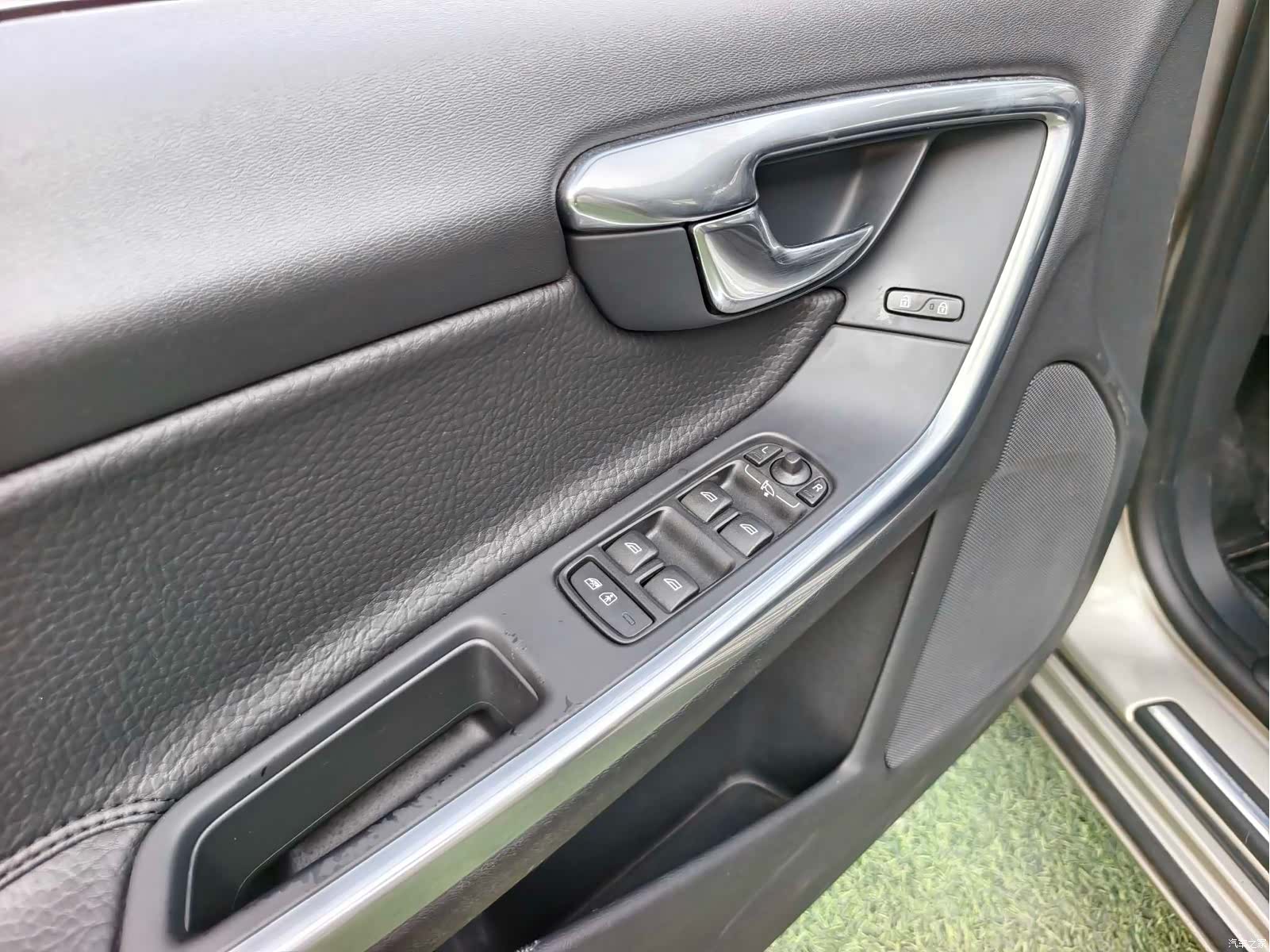 Volvo V60, 2013 11