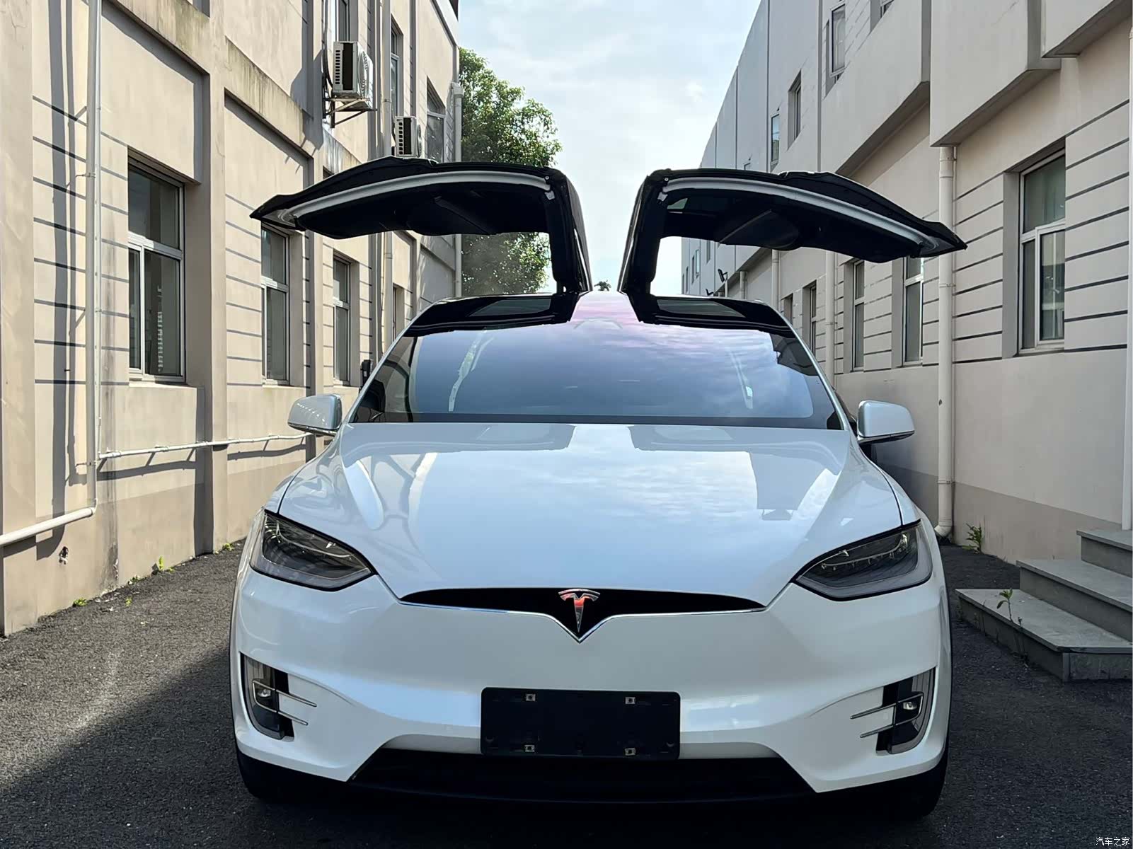 Tesla Model X, 2019 8