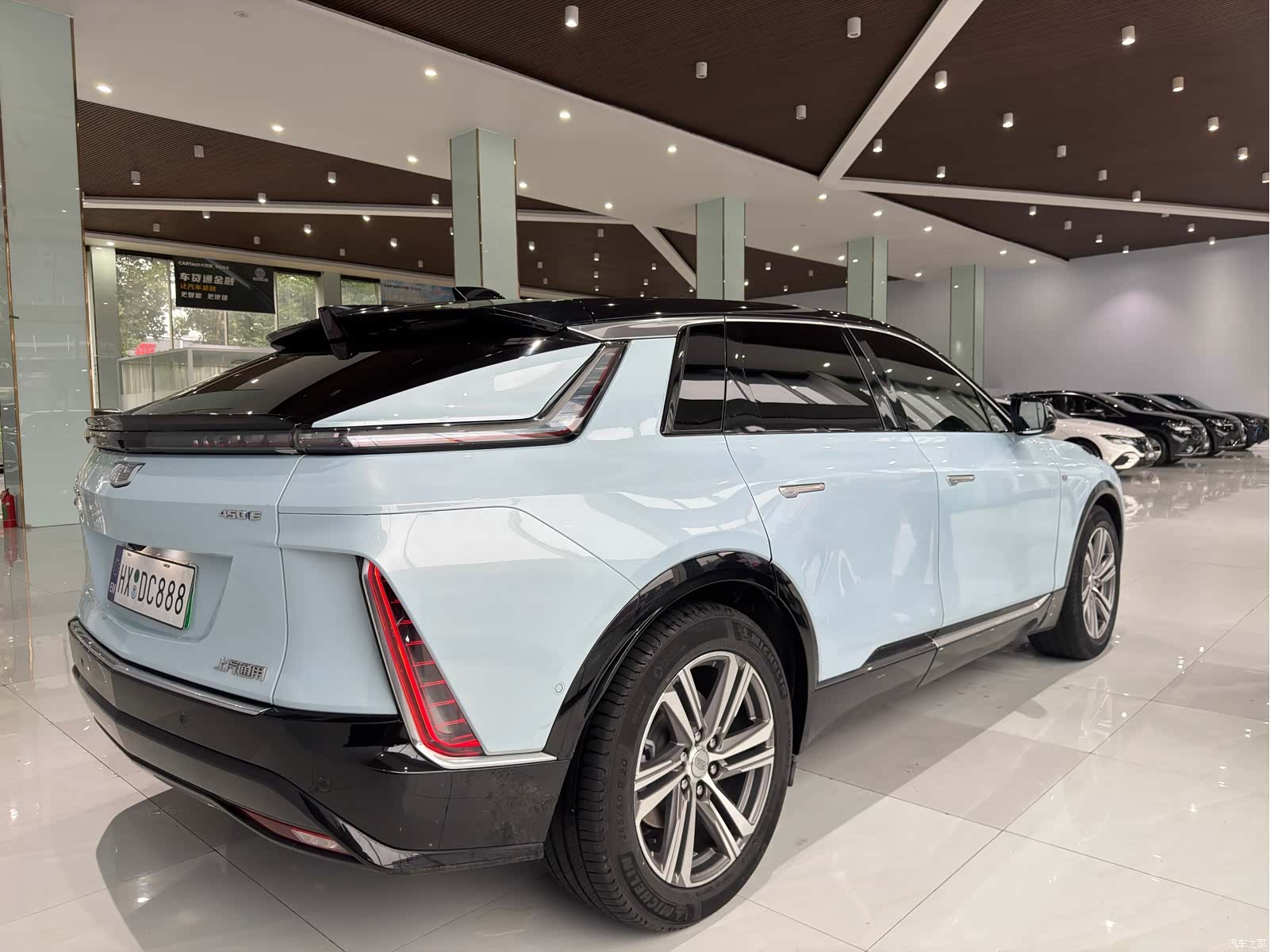 Cadillac IQ, 2023 16