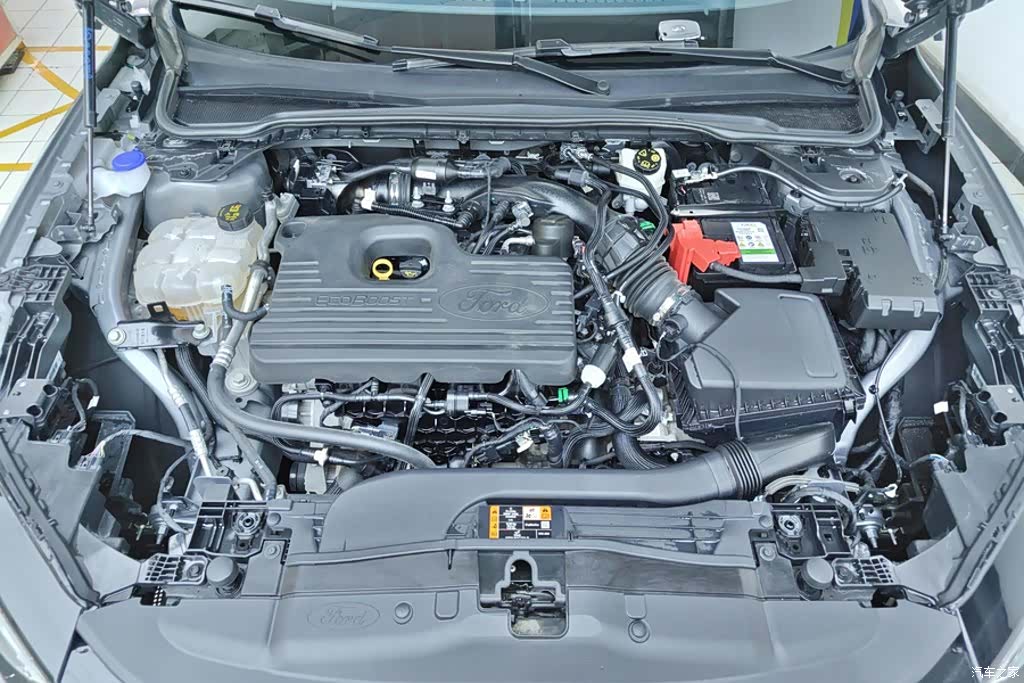 Ford Mondeo, 2023 10