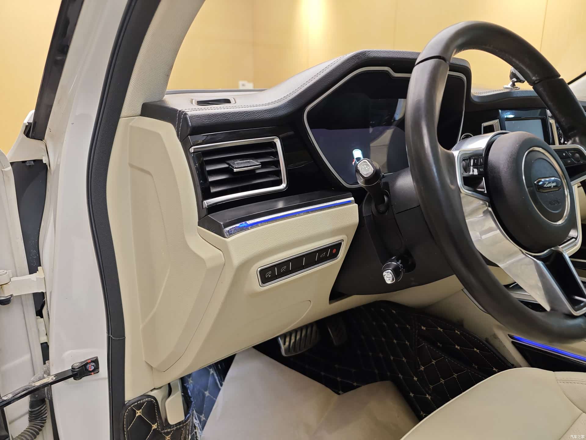 Zotye T700, 2018 11